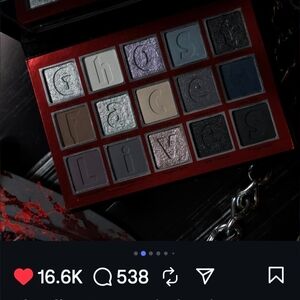 GHOST FACE X GLAMLITE 'GHOST FACE LIVES' EYESHADOW PALETTE
